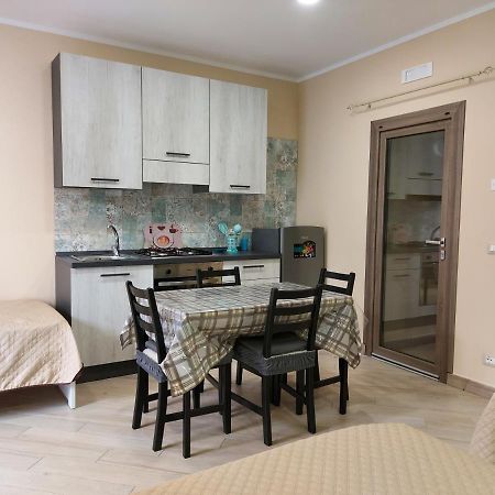 Parsifal Family Room 캄포펠리체 디 로첼라 외부 사진